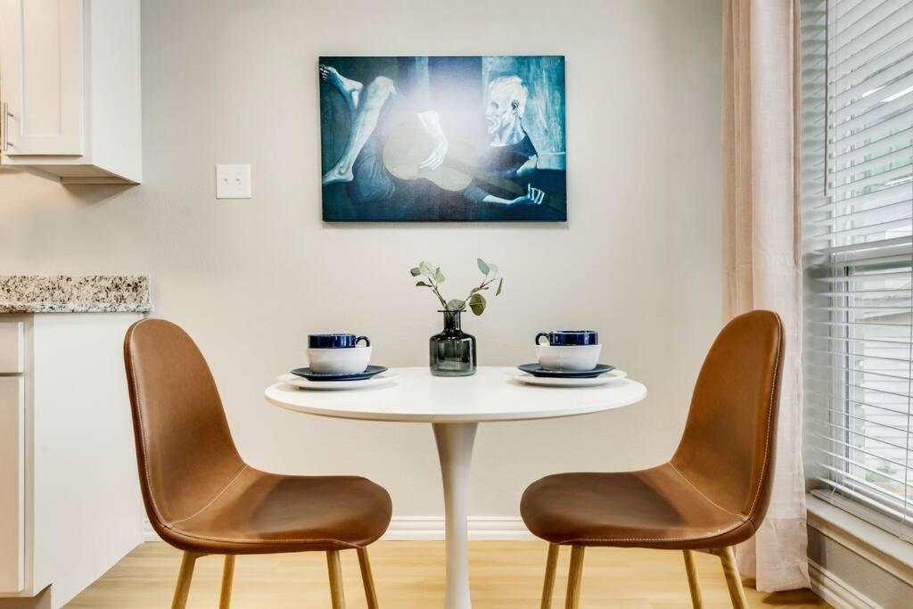The Classic • Near Knox Henderson Dallas Buitenkant foto